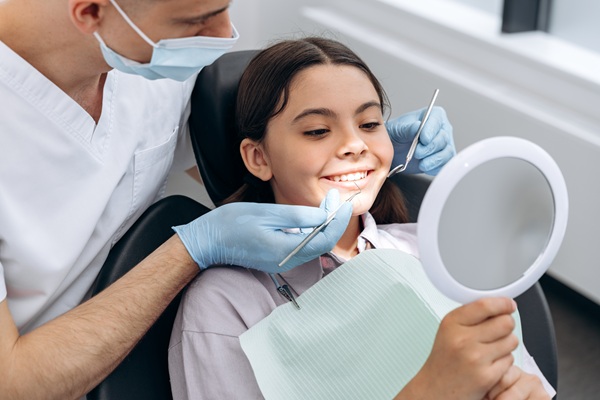 Full Mouth Reconstruction: Replacing Teeth With Dentures